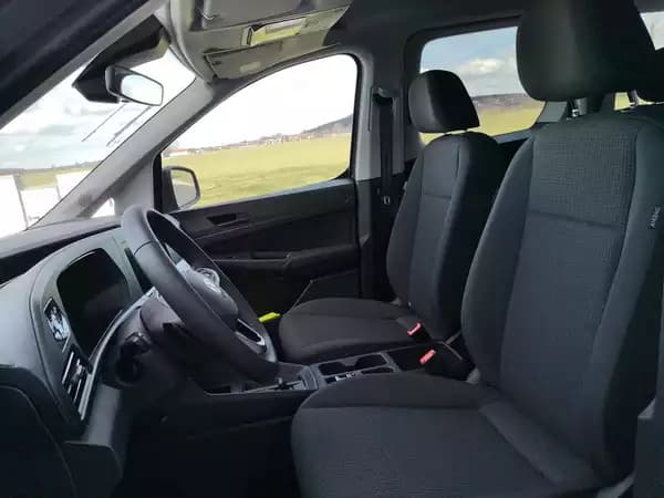 Volkswagen Caddy 1.5 TSI 116 - Photo 3