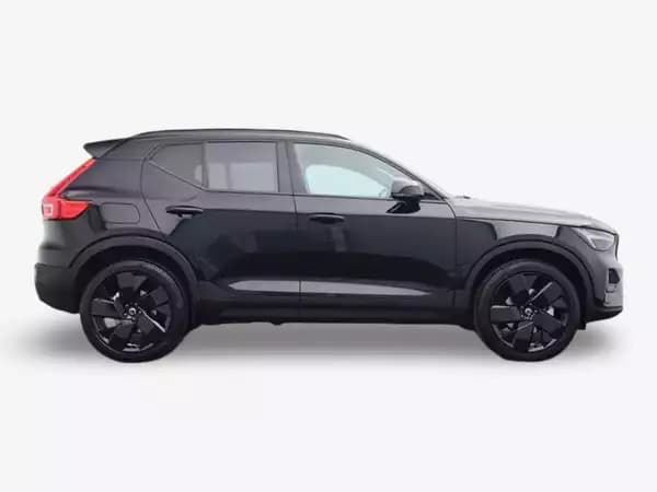 Volvo XC40 2.0 B4 MHD 197 Black Edition - Photo 3