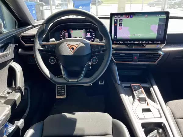 Cupra Leon 1.5 eTSi DSG 150 Kombi - Photo 2
