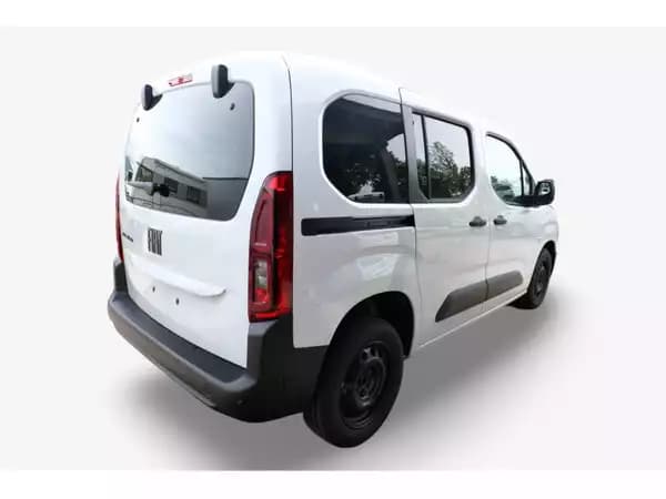 Fiat Doblo 1.5 BlueHDi 130 - Photo 2