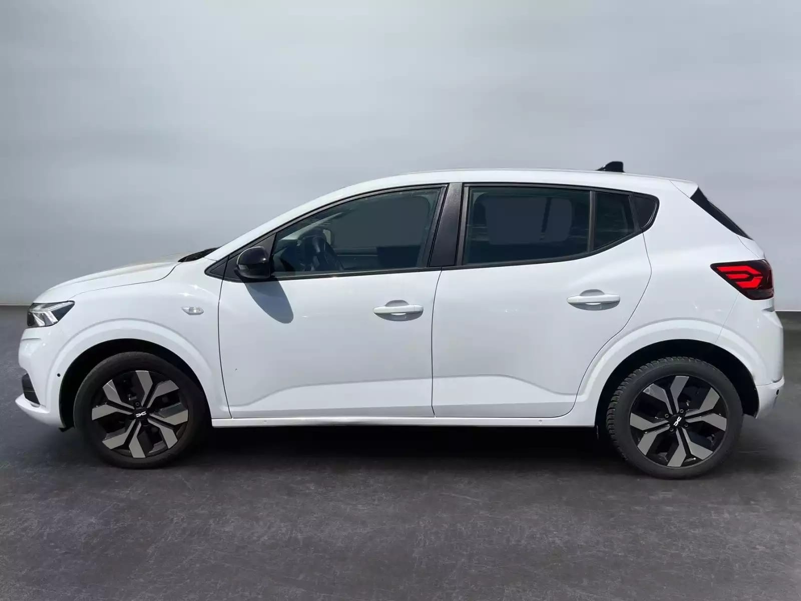 Dacia Sandero 1.0 TCe Journey - Photo 1