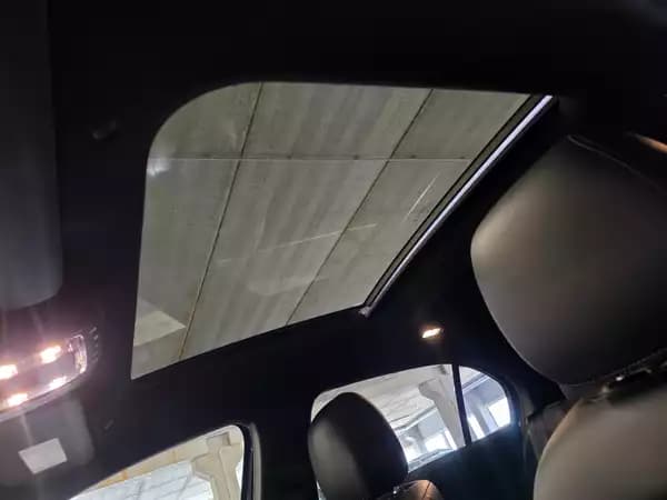 Mercedes-Benz A 250 e Plug in PROGRESSIVE LINE PANO CUIR NAVI 1 HAND - Photo 3