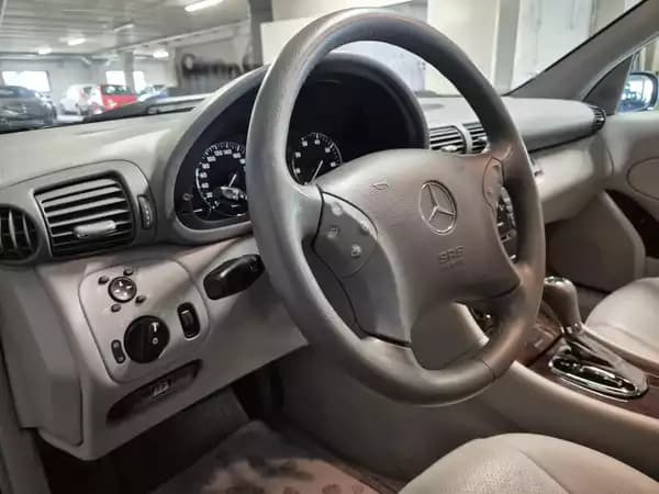 Mercedes-Benz C 240 V6 AUTO CUIR 1 HAND new Model - Photo 3