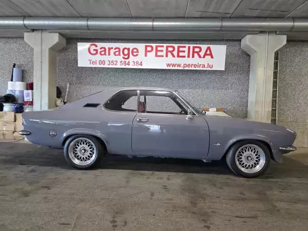 Opel Manta 1.9 - Photo 2