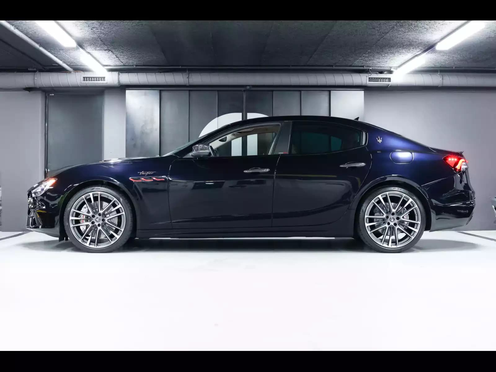 Maserati Ghibli TROFEO 3.8 V8 RWD (580 CH) – CARBON PACK INT / EXT - Photo 1