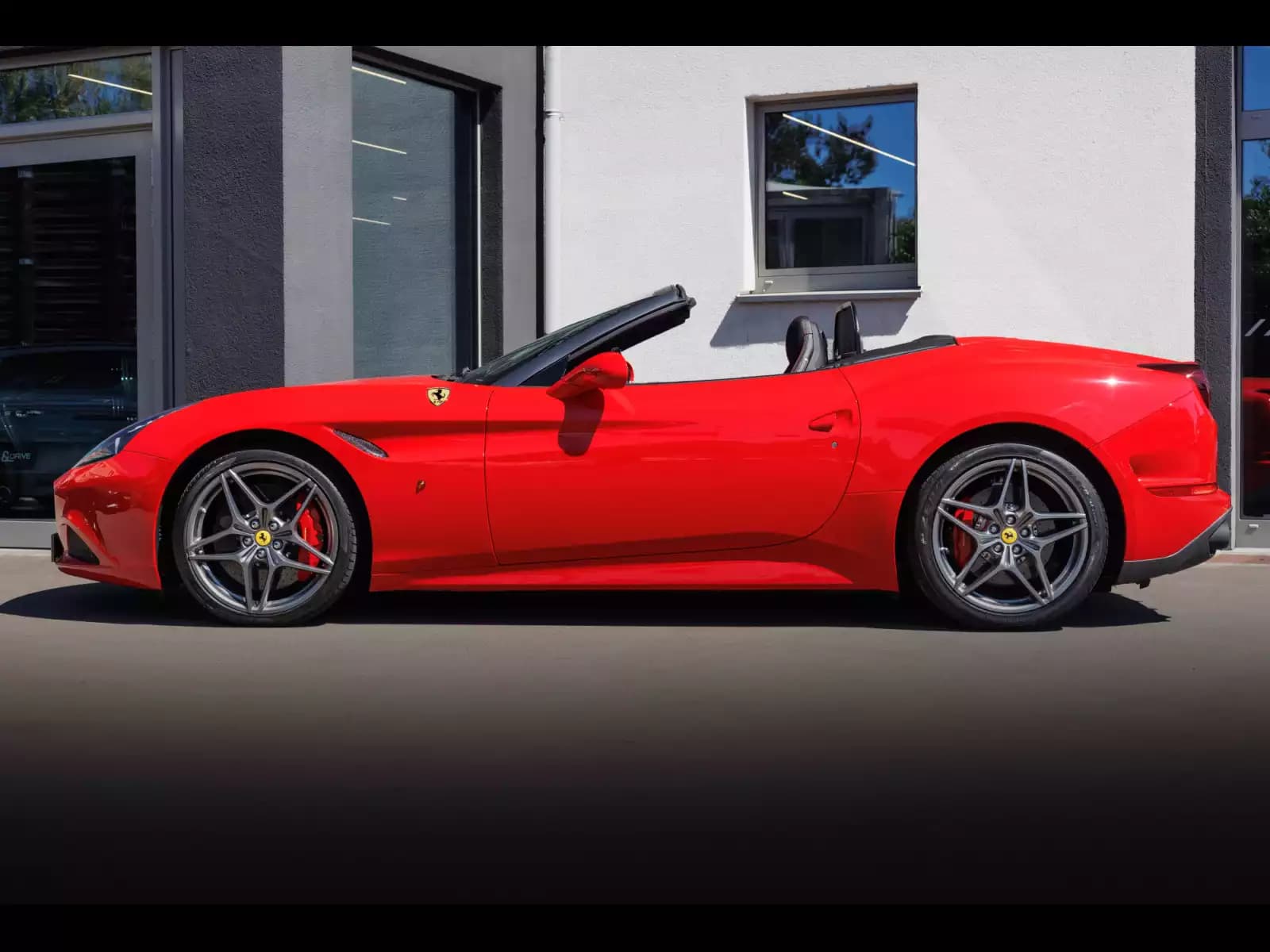 Ferrari California T 3.9 V8 (560 CH) - Photo 1