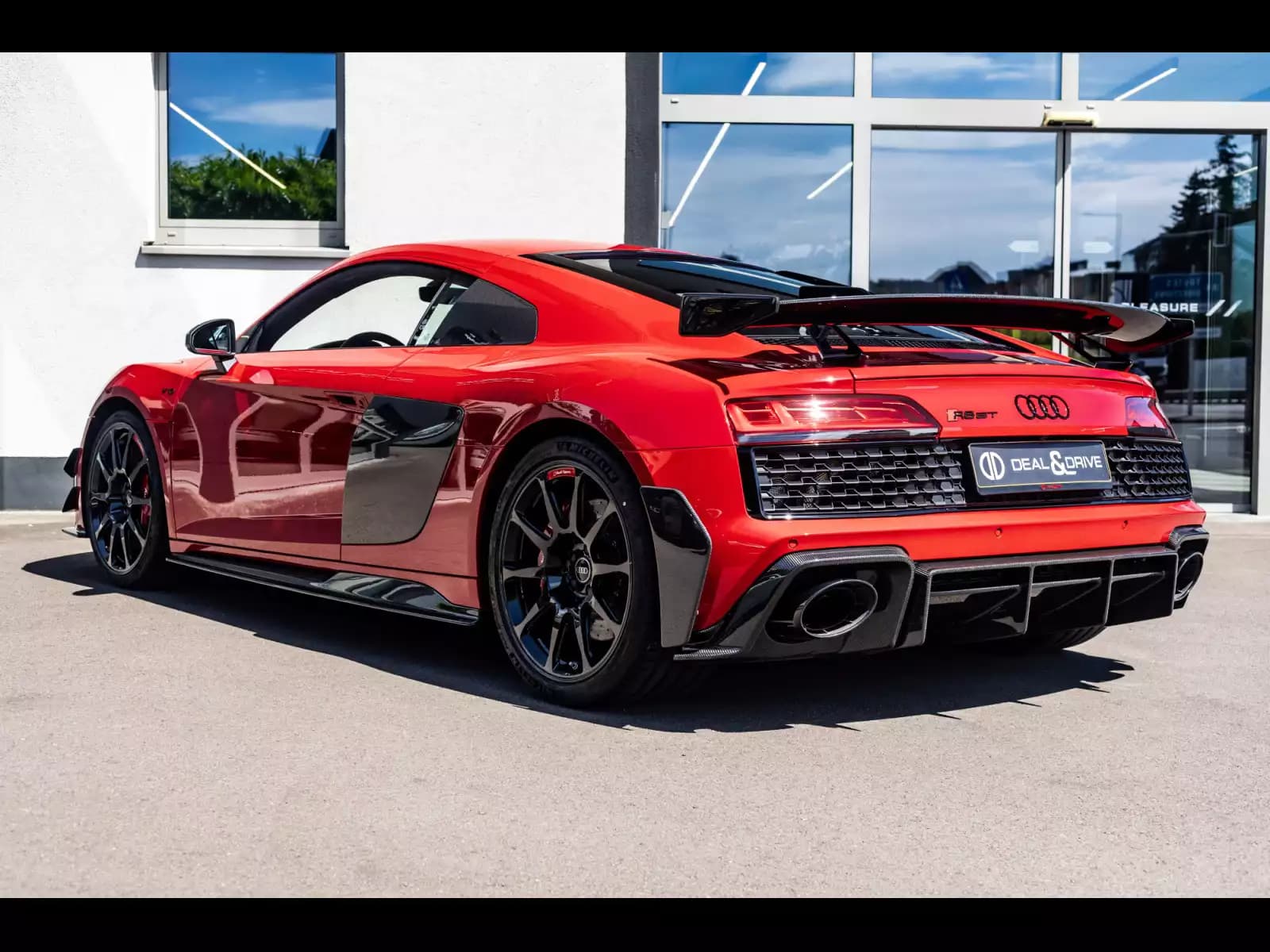 Audi R8 V10 GT RWD S-TRONIC - Photo 1