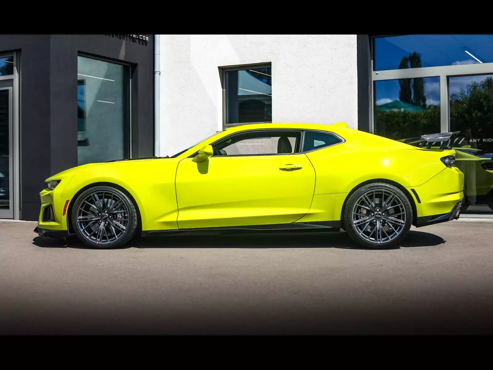 Chevrolet Camaro ZL1 6.2 V8 RWD - Photo 1