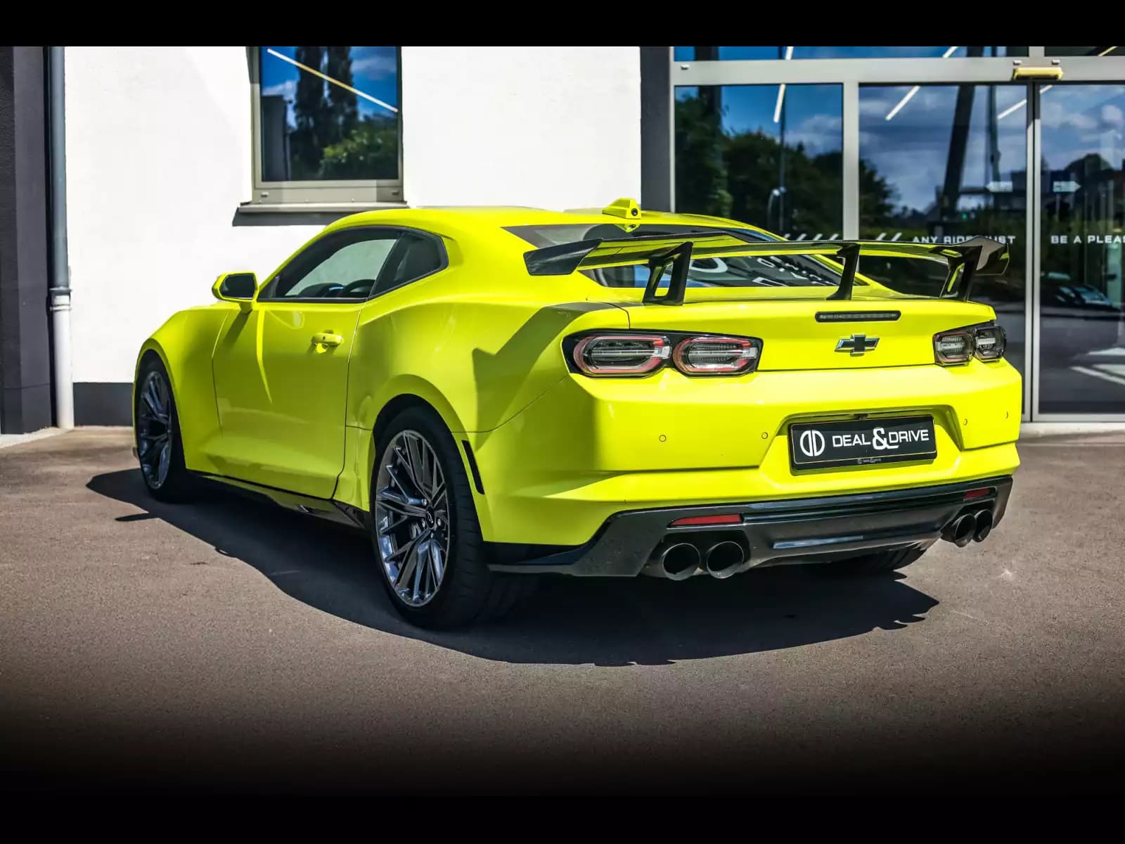 Chevrolet Camaro ZL1 6.2 V8 RWD - Photo 1