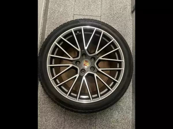 Jantes alu + Pneus hiver 21 305/35 R21 109V - Photo 3