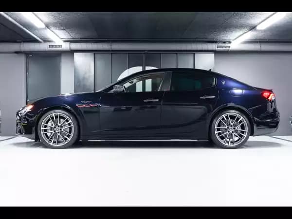 Maserati Ghibli TROFEO 3.8 V8 RWD (580 CH) – CARBON PACK INT / EXT - Photo 2