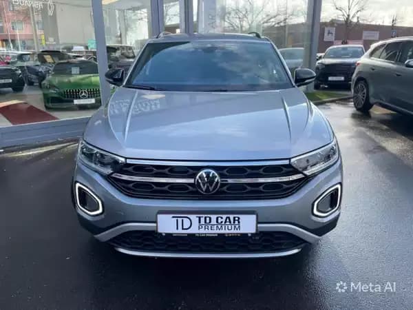 Volkswagen T-Roc 1.5L TSi 150 DSG - Photo 2