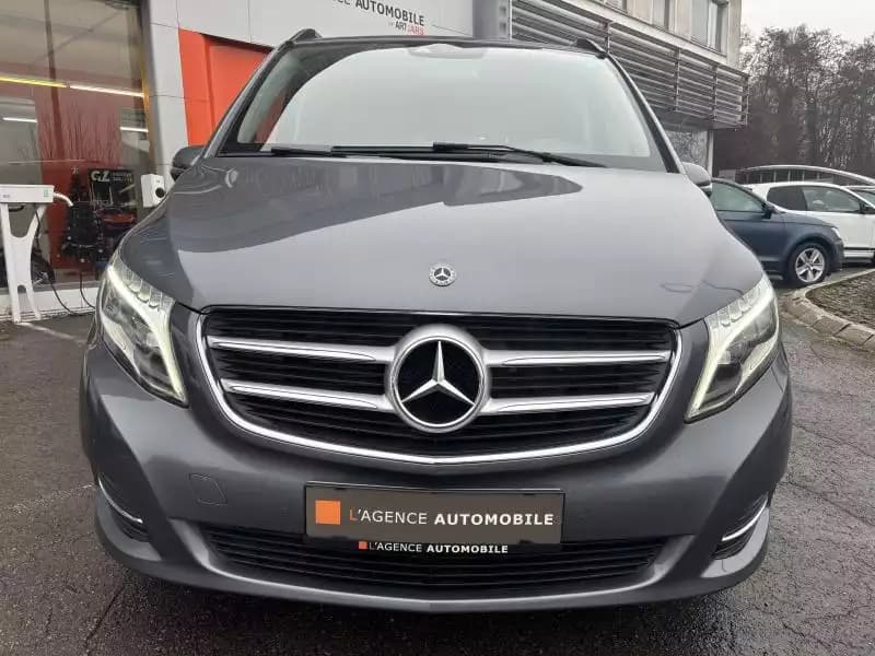 Mercedes-Benz V 250 8 places - Photo 1