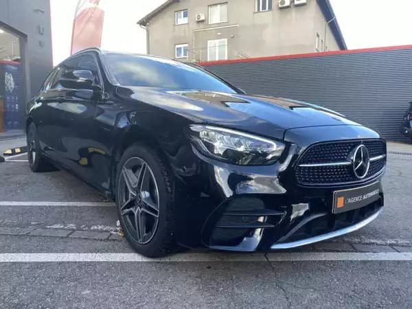 Mercedes-Benz E 300 e HYBRIDE BREAK AMG Line 4 Matic - Photo 3