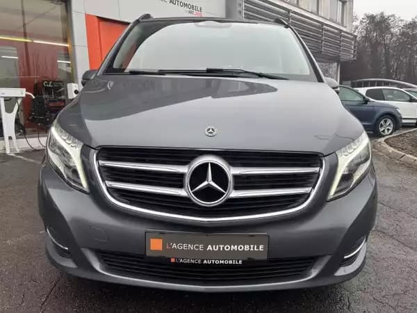 Mercedes-Benz V 250 8 places - Photo 2