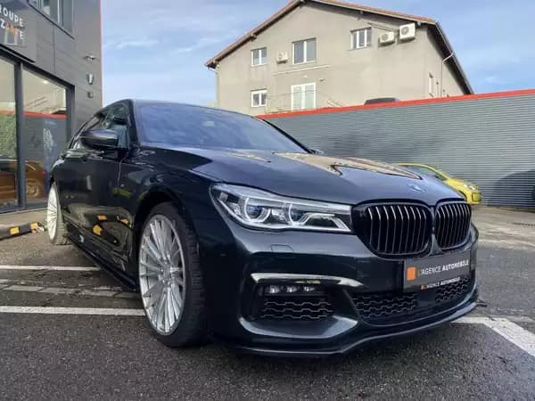 BMW 750 XDrive - Photo 3
