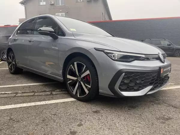 Volkswagen Golf GTE Hybride - Photo 3