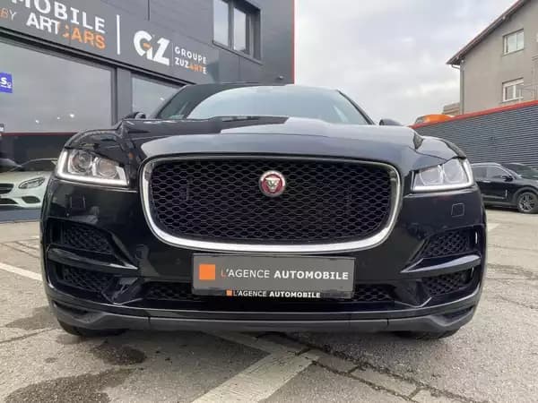 Jaguar F-Pace 180d Prestige AWD - Photo 2