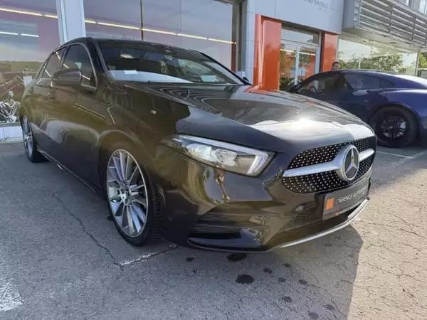 Mercedes-Benz A 200 AMG LINE - Photo 3
