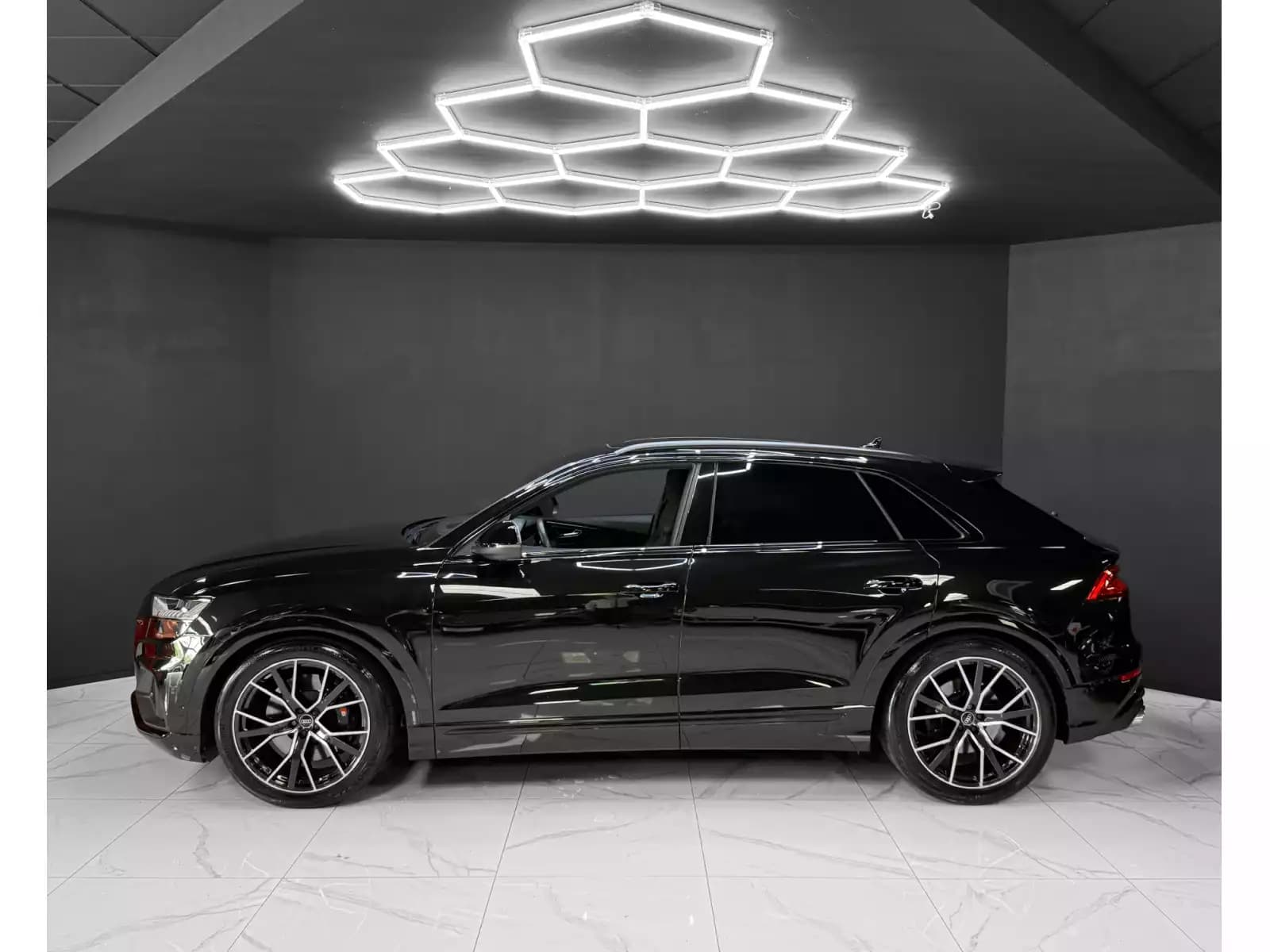 Audi SQ8 4.0 TFSI / MATRIX / B&O / PANO / HEAD-UP / 360° - Photo 1