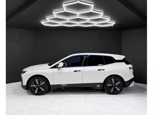 BMW iX 50 xDrive / M SPORT / HK / PANO / 360 - Photo 2