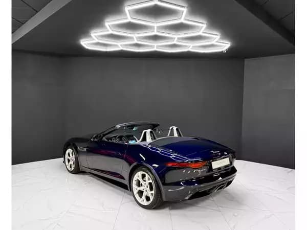 Jaguar F-Type P300 Cabriolet R-Dynamic / Meridian / LED / 1.Hand - Photo 2