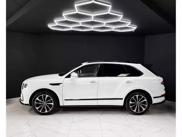 Bentley Bentayga 4.0 V8 S CARBON - Photo 2