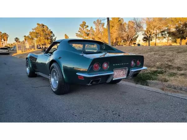 Corvette C3 Stingray Targa - Photo 3