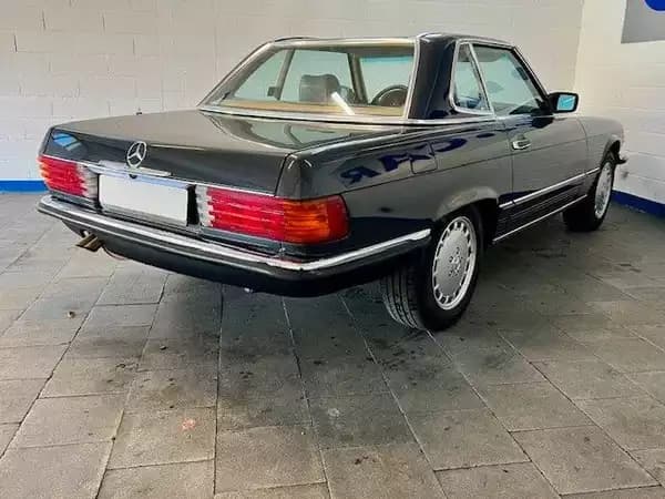 Mercedes-Benz SL 560 CABRIOLET - Photo 3