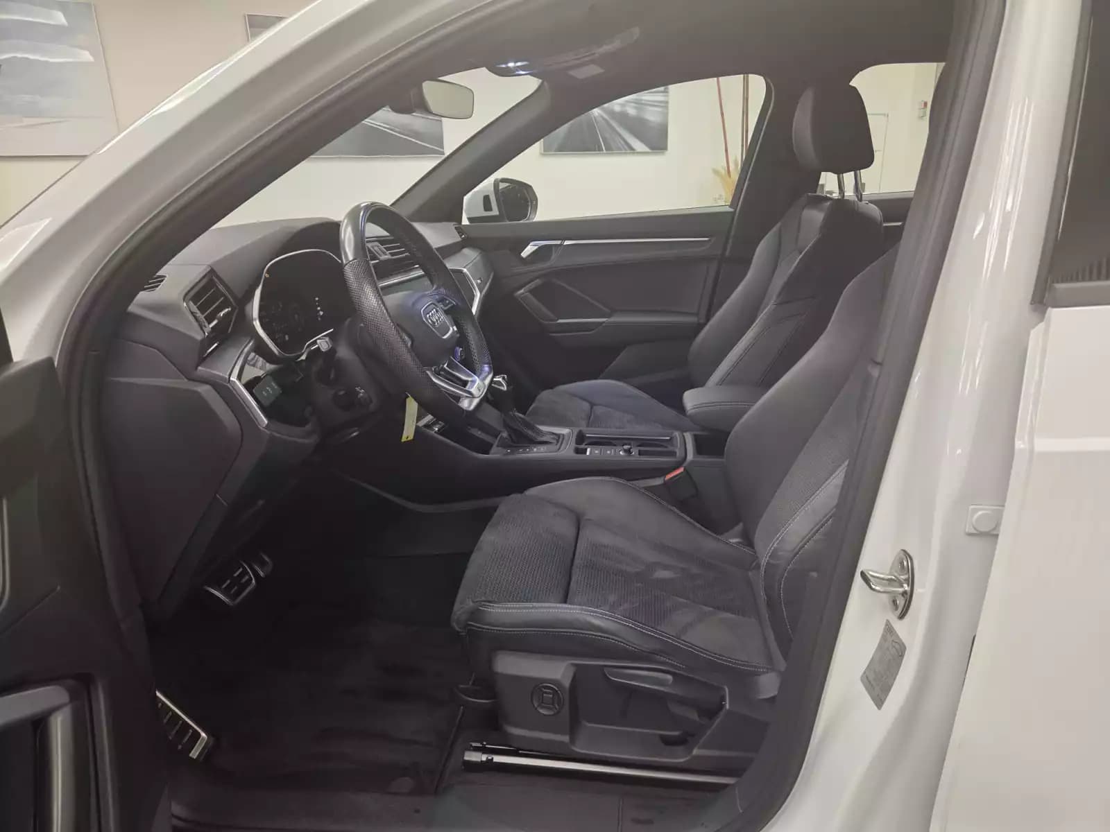 Audi Q3 S line 35 TFSI 150 CV / 110 KW S tronic - Photo 1