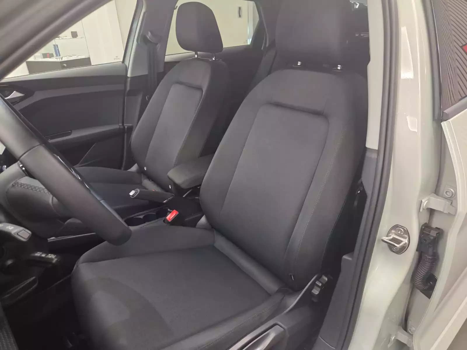 Audi A1 Sportback S line 30 TFSI 116 CH / 85 kW S tronic - Photo 1