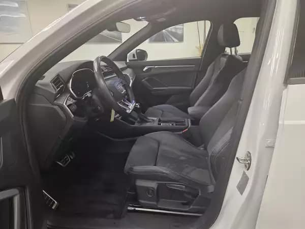 Audi Q3 S line 35 TFSI 150 CV / 110 KW S tronic - Photo 2