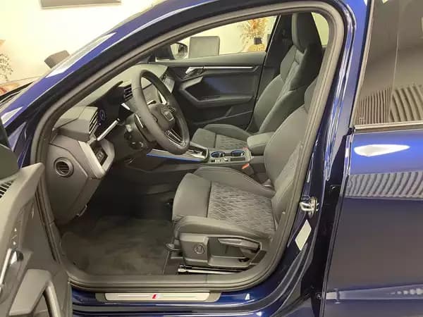 Audi A3 Limousine S line 35 TFSI 150 CV / 110 kW S tronic - Photo 2