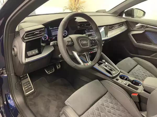 Audi A3 Limousine S line 35 TFSI 150 CV / 110 kW S tronic - Photo 3