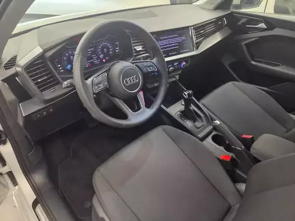 Audi A1 Sportback S line 30 TFSI 116 CH / 85 kW S tronic - Photo 3