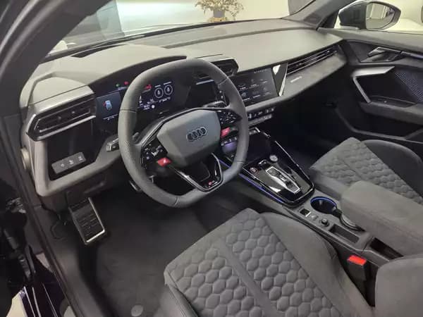 Audi RS3 Sportback 2.5 TFSI quattro 400 CH / 294 kW S tronic - Photo 3