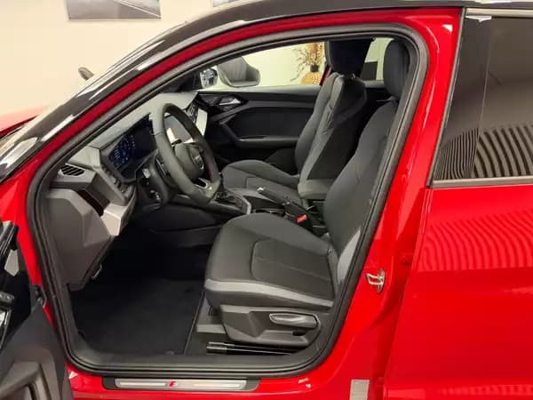 Audi A1 Sportback S line 207 CH / 152 kW S tronic - Photo 2