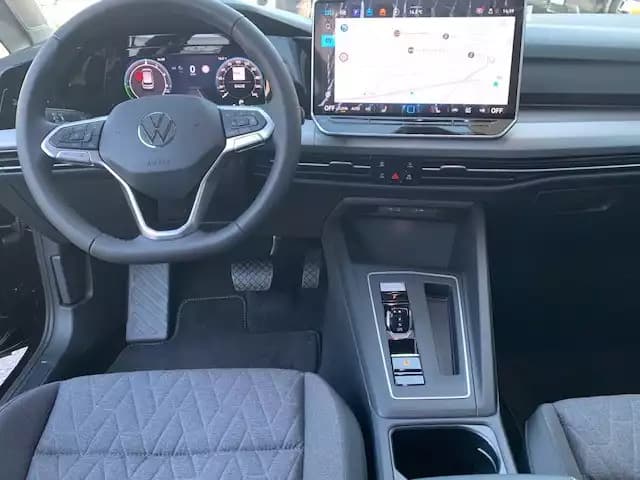 Volkswagen Golf LIFE 1.5 eHYBRID 150CV DSG6 - Photo 1