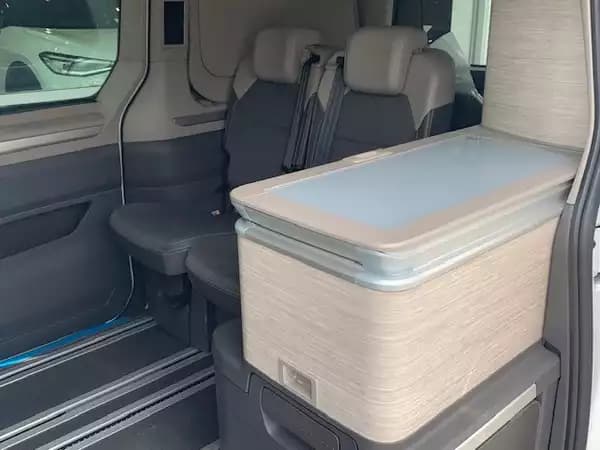 Volkswagen California OCEAN LP4 2.0TDI 150CV DSG7 - Photo 2