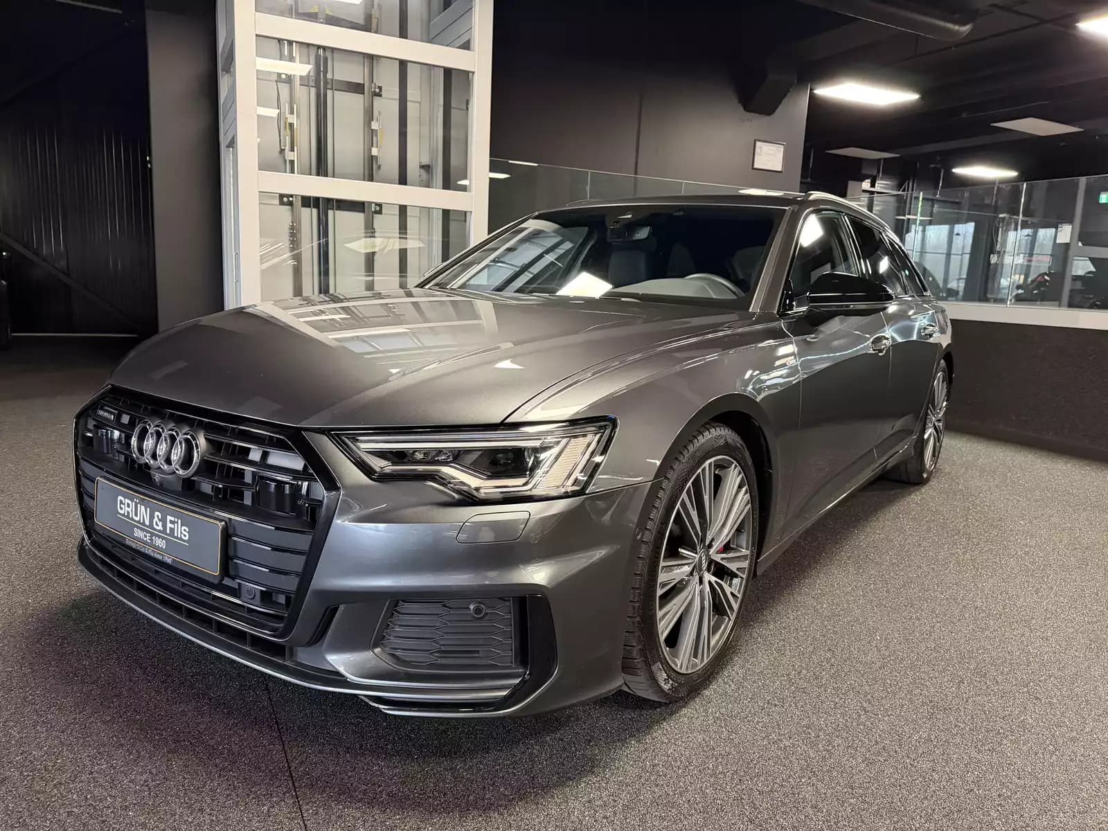 Audi A6 SLINE 55 TFSI QUATTRO - Photo 1