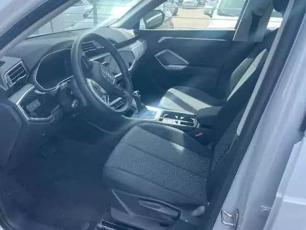 Audi Q3 Q3 S line 1.4 45 TFSI 245CH - Photo 2