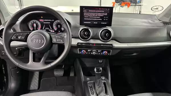 Audi Q2 35 TFSI 150cv S-line S-tronic - Photo 2