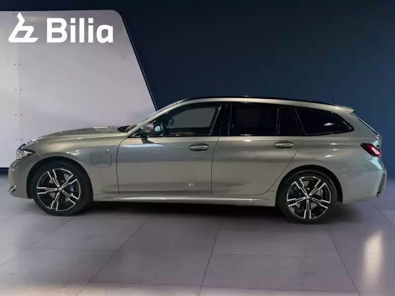 BMW 330 330e xDrive Touring M Sport - Photo 1