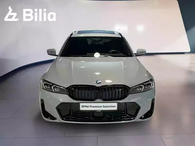BMW 330 330e xDrive Touring M Sport - Photo 1