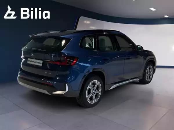 BMW X1 X1 18i xLine - Photo 2