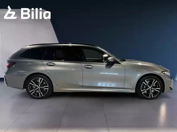 BMW 330 330e xDrive Touring M Sport - Photo 3