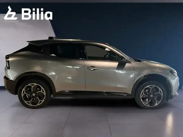 Alfa Romeo Junior Junior 1.2 Ibrida 145 - Photo 3
