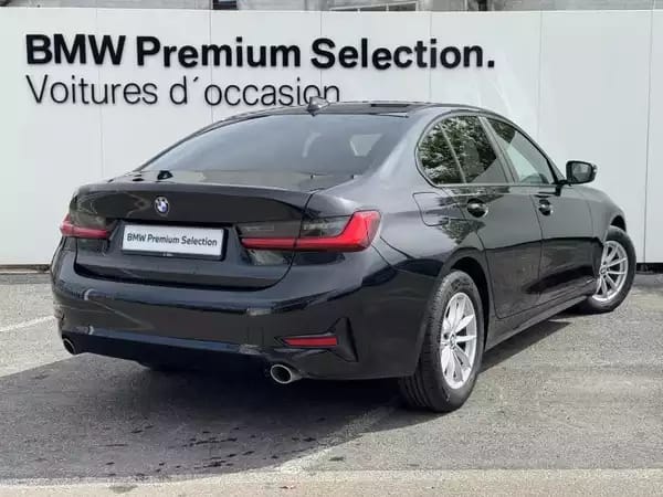 BMW 318 d berline - Photo 2