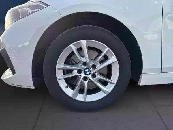 BMW 116 116i Hatch - Photo 3