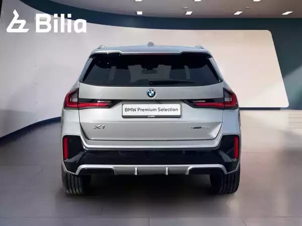 BMW X1 X1 sDrive18d Kit M Sport - Photo 3